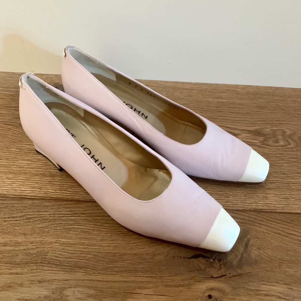 St. John Vintage Pumps